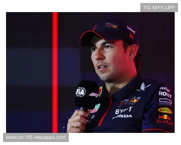 佩雷兹连犯错粉丝无语