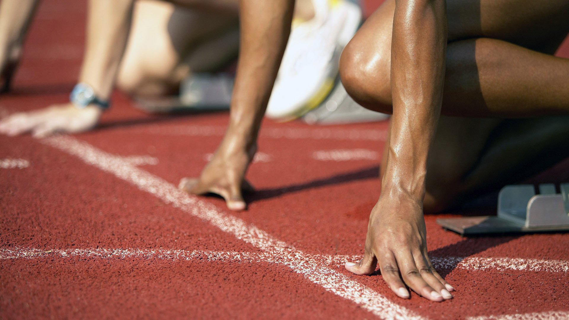 2025电竞新高潮:顶级战队争霸无限精彩!,电竞顶级赛事